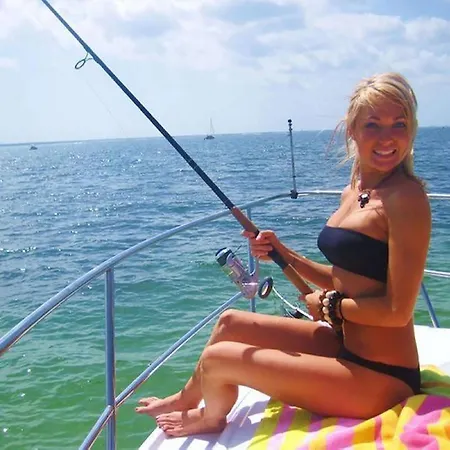 Professional Fishing Trip In Алания